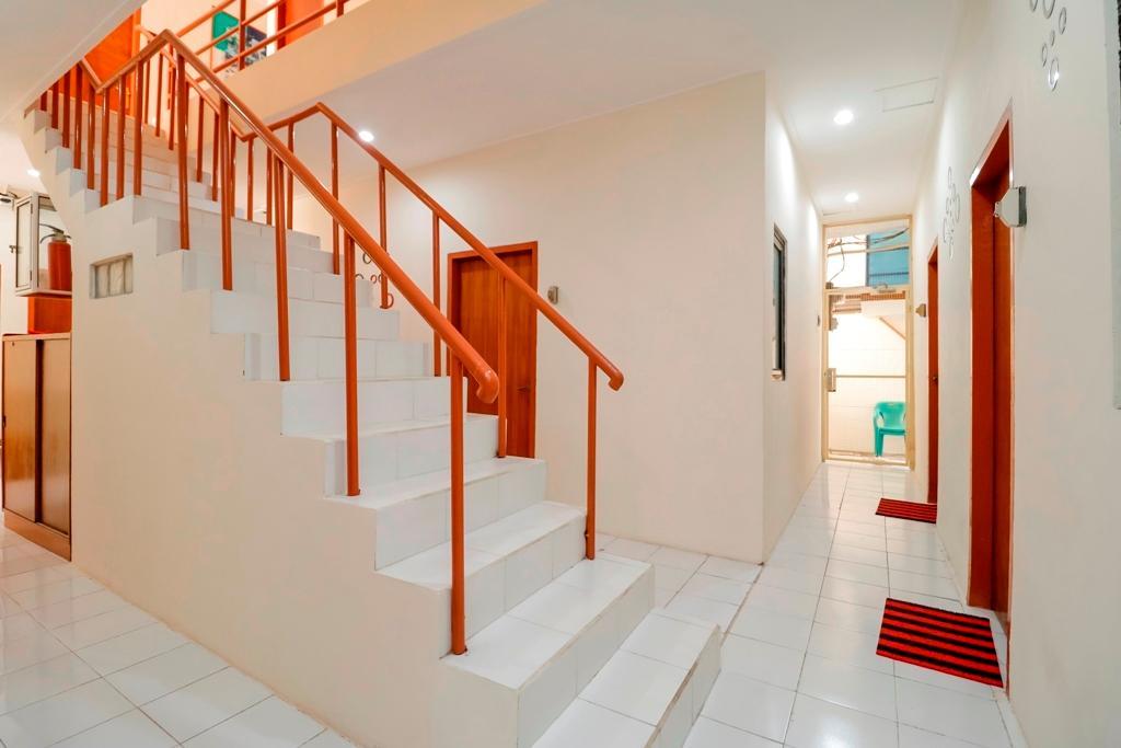 Reddoorz Near Ciputra World Kuningan 3 Hotel Jakarta Ngoại thất bức ảnh